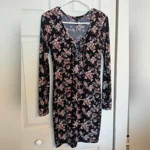 🤯2/$15 Forever 21 Dark Floral Longsleeved Dress, Size Small-medium (S/M)